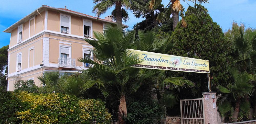 Hotel Et Studios Les Amandiers Saint-Raphaël 外观 照片